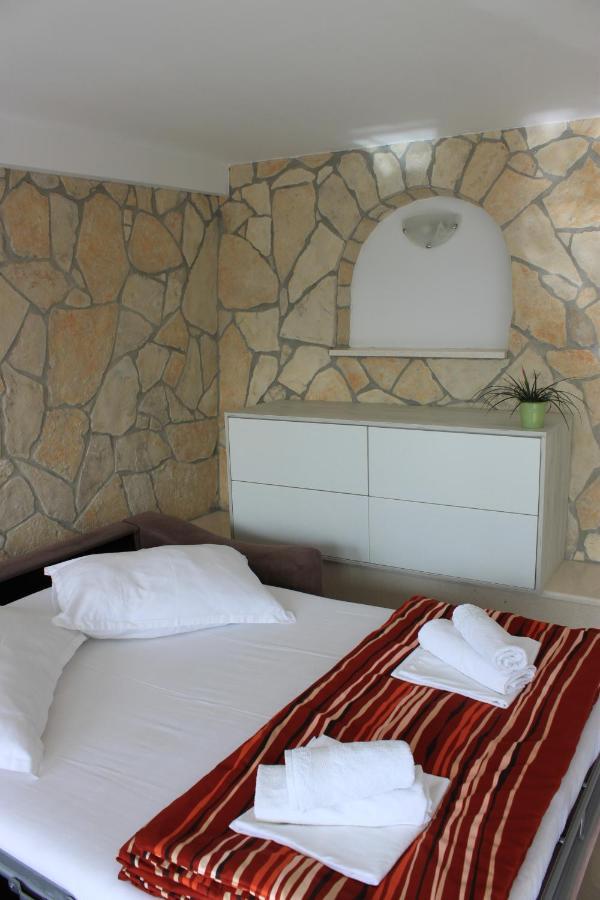 Apartament Pile 7